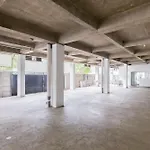 RedDoorz Plus near Living Plaza Jababeka